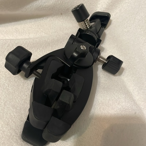 Promaster System Pro ''The Clamper'' Universal Clamping Tripod - Picture 7 of 7